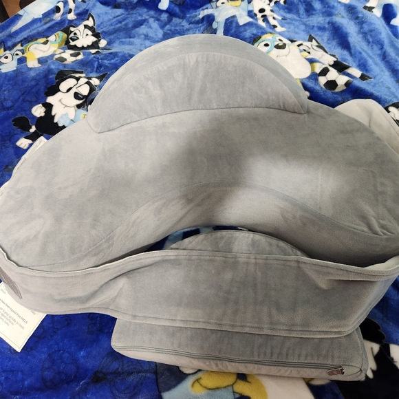 Momcozy Gray Nursing Pillow - Picture 2 of 2